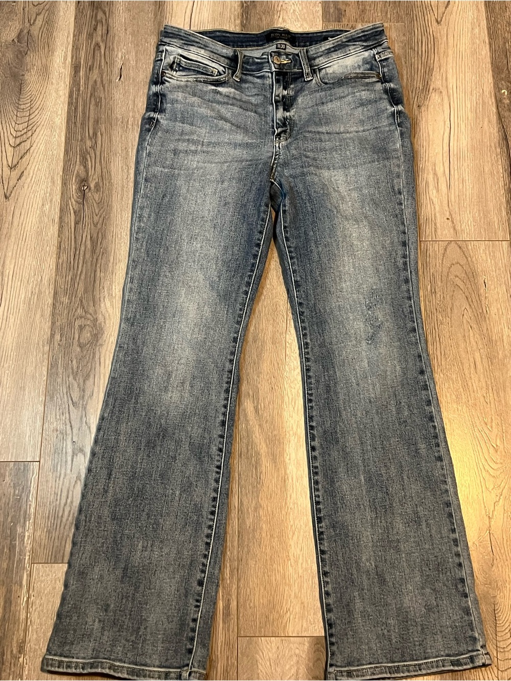 Judy Blue American Honey Mid-Rise Bootcut Denim